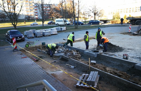 Darbus sutrikdė šiluminės trasos avarija