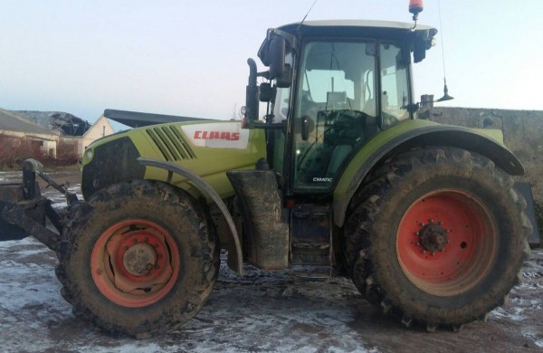 Tęsiamas ikiteisminis tyrimas dėl galimai vogtų traktorių atvedė į Kėdainius  