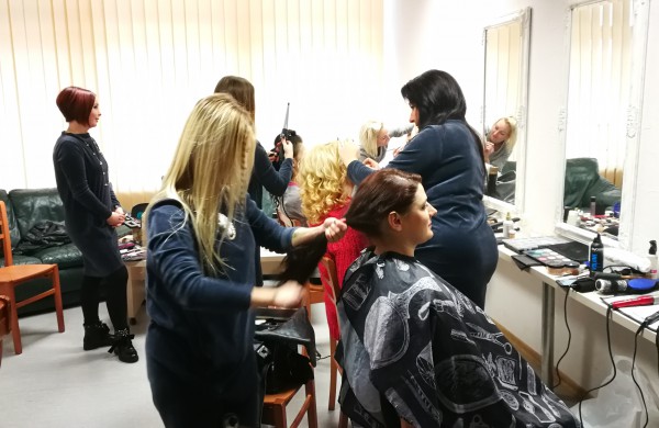 Akcijos „Padovanok suknelę“ kulminacinis renginys