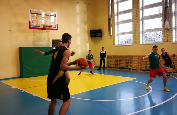 Kalėdinis – draugiškas krepšinio turnyras „Pažinkime vieni kitus“