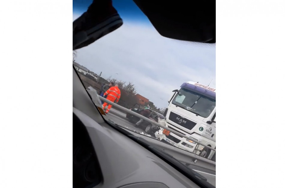 Dėl eismo įvykio Kauno rajone, Karmėlavoje