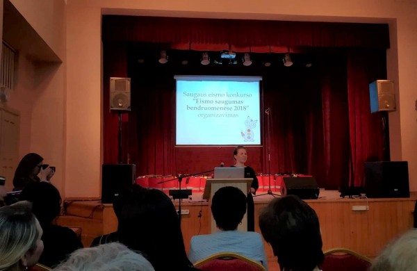 Šiandien apdovanotos aktyviausios bendruomenės saugaus eismo srityje – net dvi bendruomenės iš Jonavos