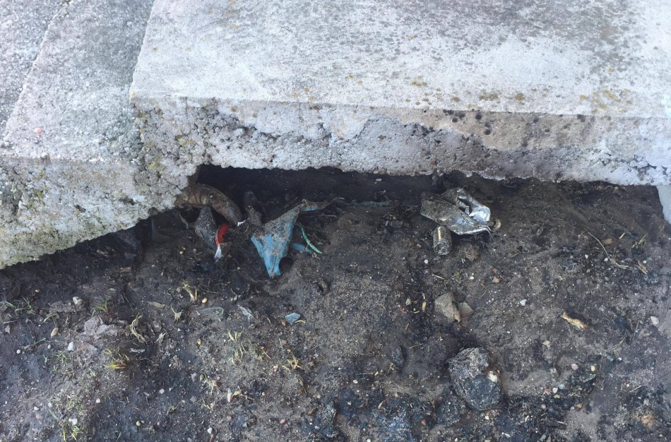 Negyvenamas Žeimių g. esantis pastatas – benamių traukos objektas