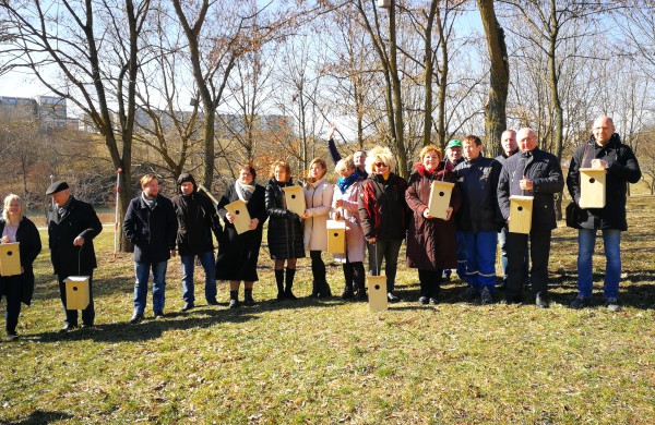 Dešimt varnėnų šeimų džiaugsis naujais namais