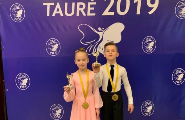 Puikūs "Bonus" šokėjų savaitgalio rezultatai 