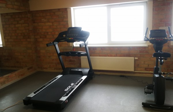 Jonavos policijos komisariate atidaryta nauja sporto ir laisvalaikio erdvė