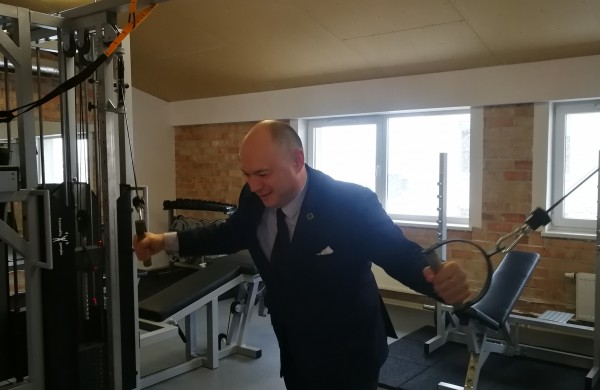 Jonavos policijos komisariate atidaryta nauja sporto ir laisvalaikio erdvė