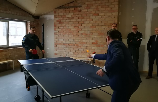 Jonavos policijos komisariate atidaryta nauja sporto ir laisvalaikio erdvė