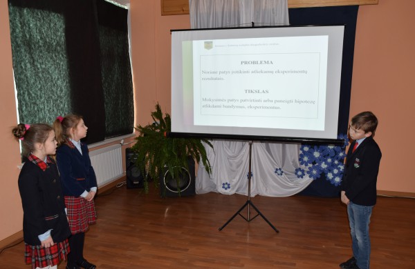 Į susitikimą Upninkuose pakvietė šeštoji pradinių klasių mini konferencija „Mano projektas“