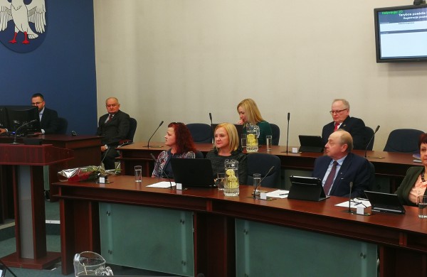 Prisiekė nauja tarybos narė – tai bus bene trumpiausia tarybos nario kadencija