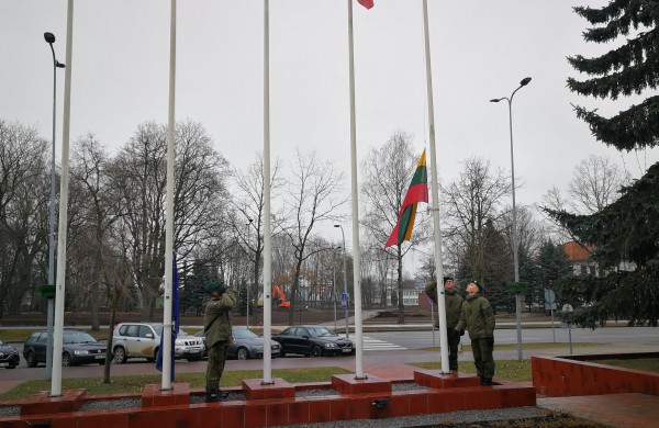 Minime 15-ąsias įstojimo į NATO metines