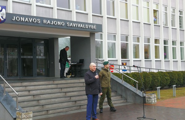 Minime 15-ąsias įstojimo į NATO metines