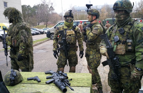 Minime 15-ąsias įstojimo į NATO metines
