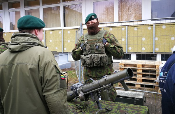 Minime 15-ąsias įstojimo į NATO metines