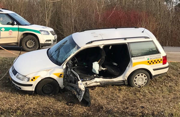 Atšilus orams, pirmoji motociklo avarija 