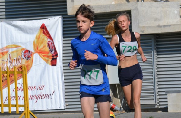 Septintajame „Varnutės“ bėgime ir Jonavos atletų pergalės