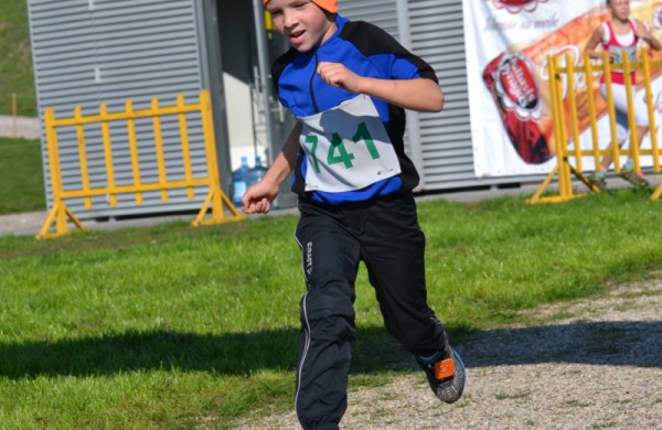 Septintajame „Varnutės“ bėgime ir Jonavos atletų pergalės