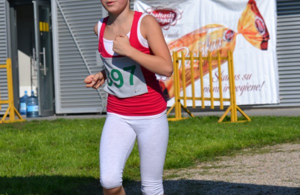 Septintajame „Varnutės“ bėgime ir Jonavos atletų pergalės