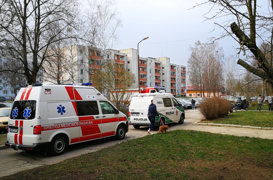 Neblaivi ruklietė  „šokdino“ pagalbos tarnybas