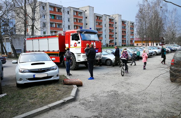 Neblaivi ruklietė  „šokdino“ pagalbos tarnybas