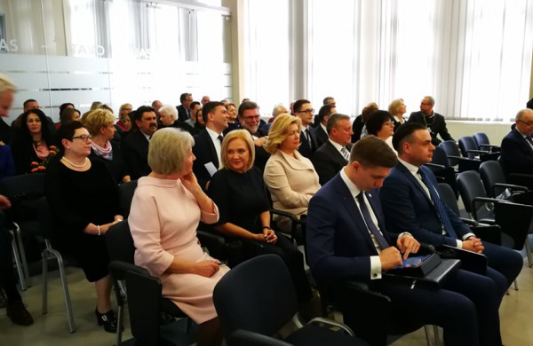 Oficialu: Jonava turi naują valdžią – prisiekė Tarybos nariai ir meras
