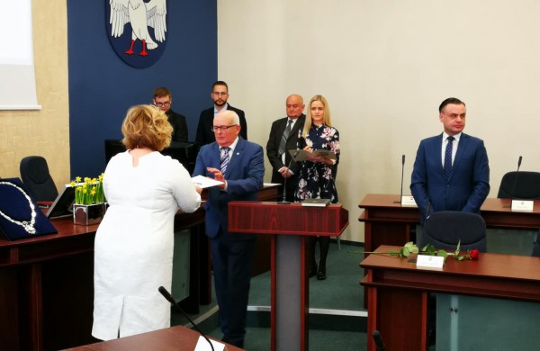 Oficialu: Jonava turi naują valdžią – prisiekė Tarybos nariai ir meras