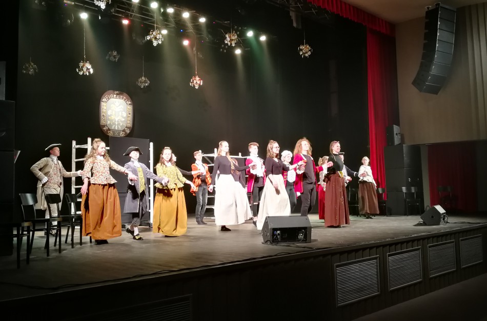 Paminėtas Istorinio šokio kolektyvo „Fioretti“ 10 metų jubiliejus