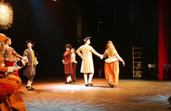 Paminėtas Istorinio šokio kolektyvo „Fioretti“ 10 metų jubiliejus