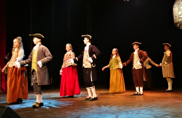 Paminėtas Istorinio šokio kolektyvo „Fioretti“ 10 metų jubiliejus