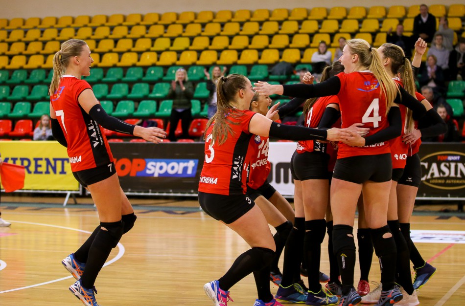 "Rio-Starto" tinklininkams ir "Aušrinės-KKSC" merginoms – Lietuvos čempionato bronzos medaliai