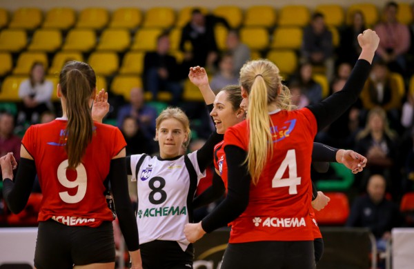 "Rio-Starto" tinklininkams ir "Aušrinės-KKSC" merginoms – Lietuvos čempionato bronzos medaliai