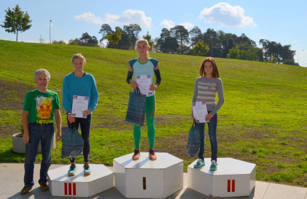 Septintajame „Varnutės“ bėgime ir Jonavos atletų pergalės