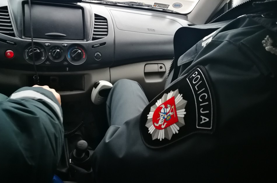 Profesionalios Jonavos pareigūnų reakcijos dėka pavyko išgelbėti vyro gyvybę