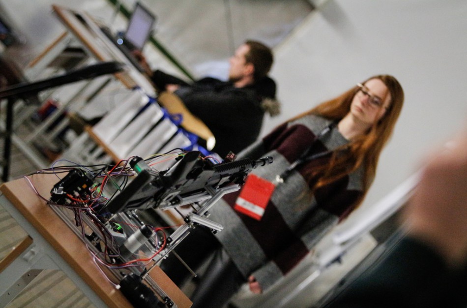 Pirmojoje Lietuvos gynybos technologijų kūrybos stovykloje – hakatone sugeneruota 40 inovatyvių  produktų idėjų