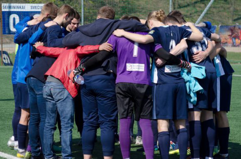 Namie patirtas pirmasis pralaimėjimas