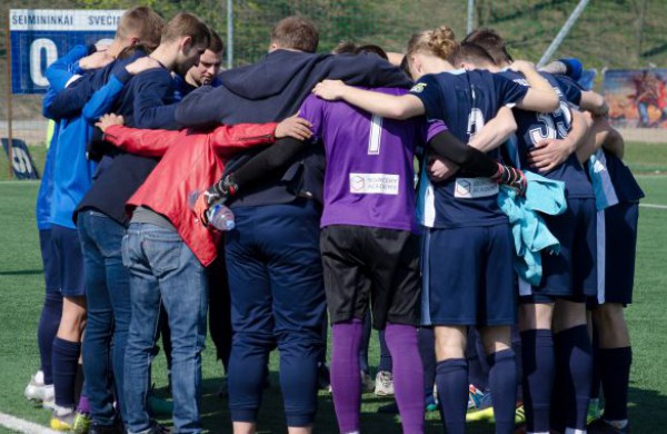 Namie patirtas pirmasis pralaimėjimas