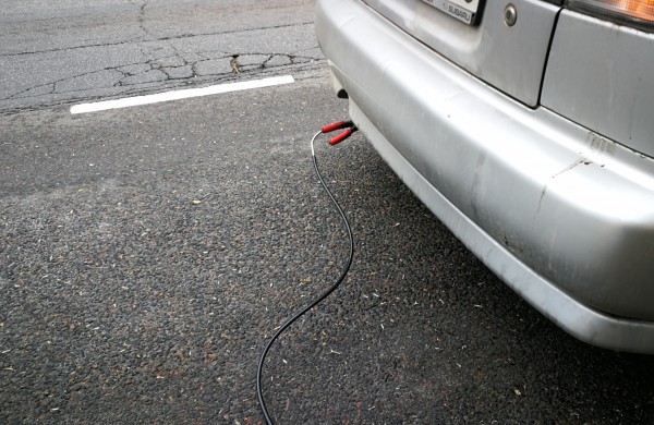 Šiandien tikrinta, kokią taršą į orą skleidžia automobilių išmetamos dujos