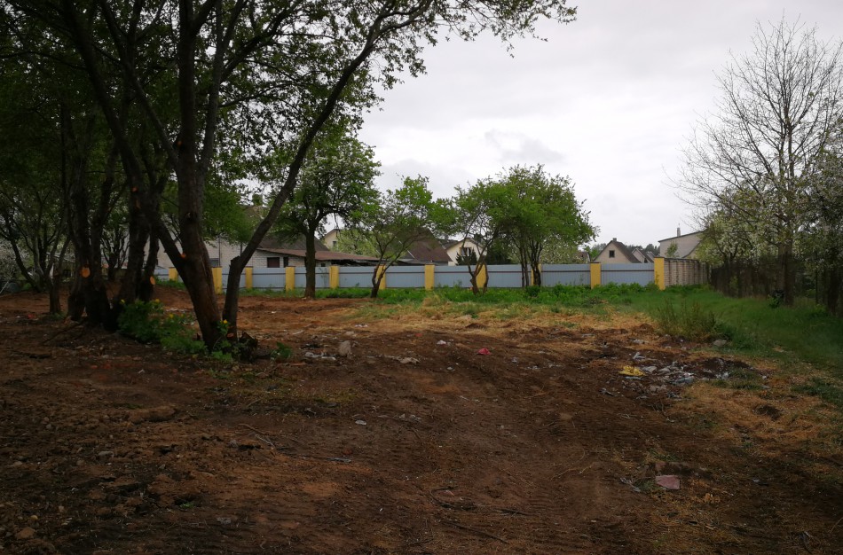 Gyventojas: Nelegalų sąvartyną nuspręsta užpilti žemėmis?