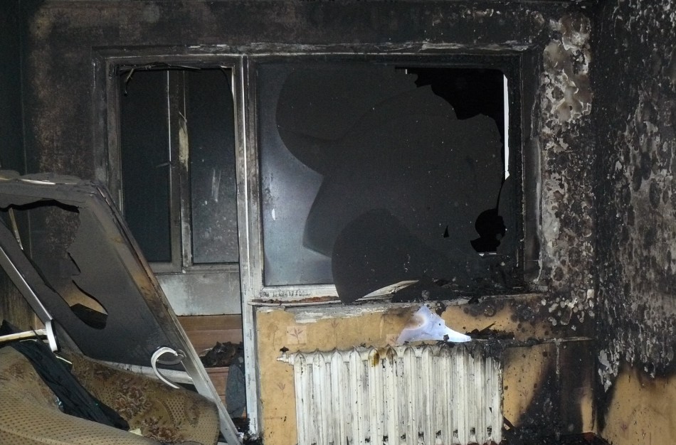 Bute kilo gaisras - smalkėmis apsinuodijo ir jo gyventojas, ir kaimynas