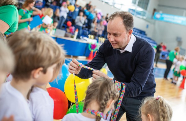 Sveikatos apsaugos ministras A.Veryga mėgo „Drasūs, stiprūs vikrūs“, jo vaikai renkasi kitokį sportą