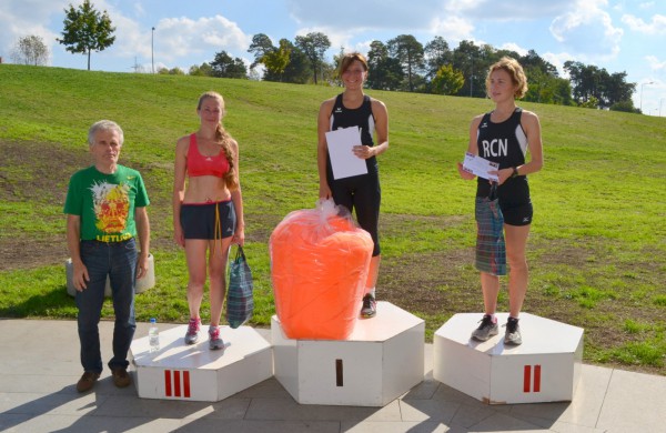 Septintajame „Varnutės“ bėgime ir Jonavos atletų pergalės