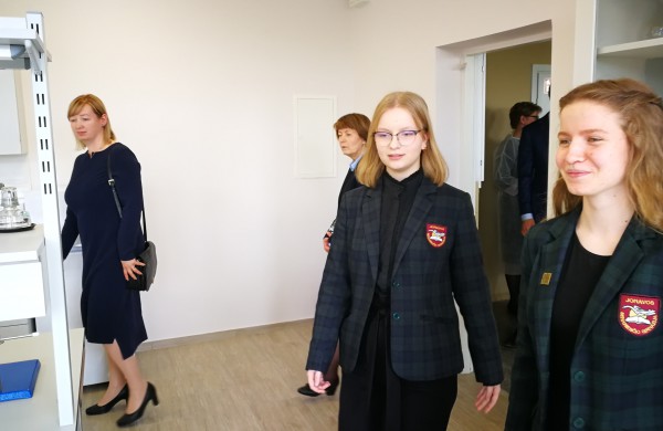 Senamiesčio gimnazijoje atidaryta gamtos mokslų laboratorija