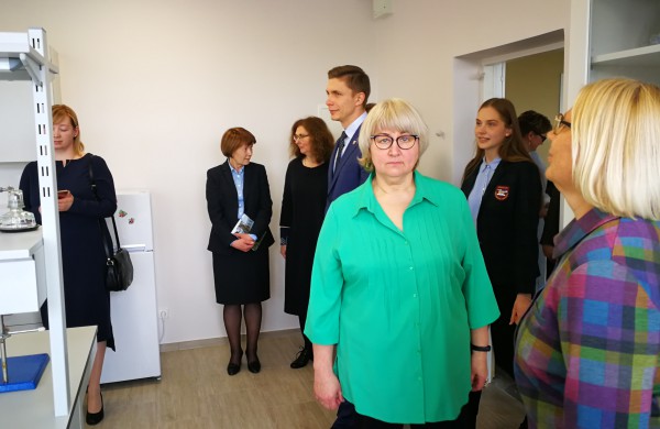 Senamiesčio gimnazijoje atidaryta gamtos mokslų laboratorija
