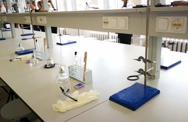 Senamiesčio gimnazijoje atidaryta gamtos mokslų laboratorija