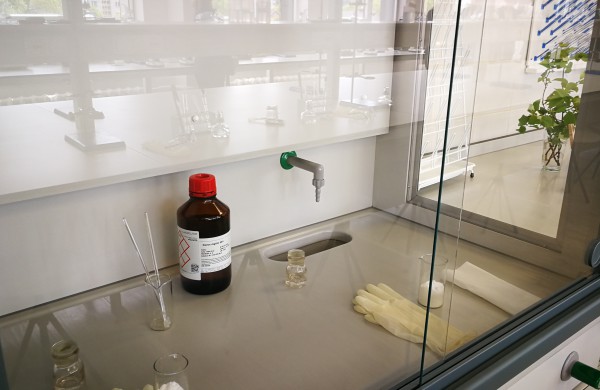 Senamiesčio gimnazijoje atidaryta gamtos mokslų laboratorija