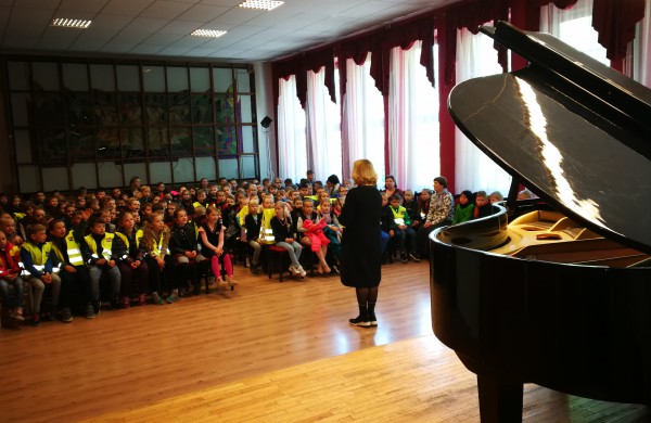 Atviros durys meno mūzų pilyje