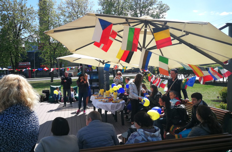 Visą dieną Jonavoje vyksta Europos dienos šventė „Nuo žaidimų iki rinkimų“