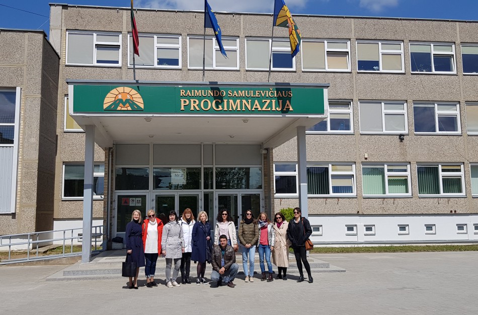 ERASMUS+ projektas „GATES“  Jonavos R. Samulevičiaus  progimnazijoje -  viešėjo ir mokėsi užsienio šalių mokytojai