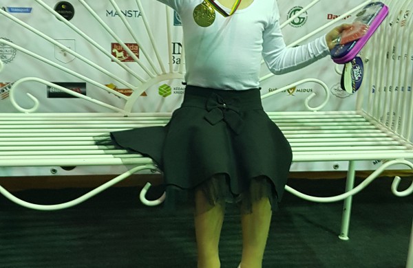 Jonavos šokių klubo „Vėtra“ nariai puikiai pasirodė varžybose „Izzadora - 2019“