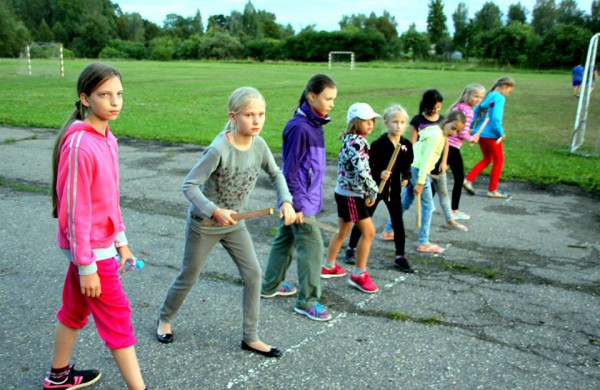 Šokėjai iš Jonavos siautė Molėtų rajone